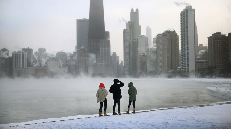 Illustration for article titled 21 Pictures of Chicago's Modern-Day Ice Age
